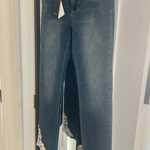 Classic clean crop Jean